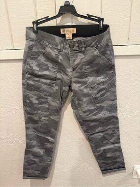 Democracy Camo Women's Pants - Size 6